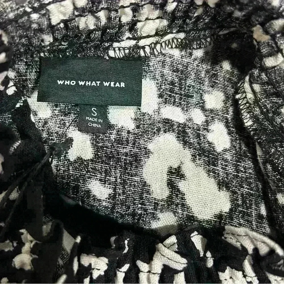 NWT Who What Wear Ruffle High Neck Short Sleeve Black White Shift Dress Size S - Picture 8 of 11